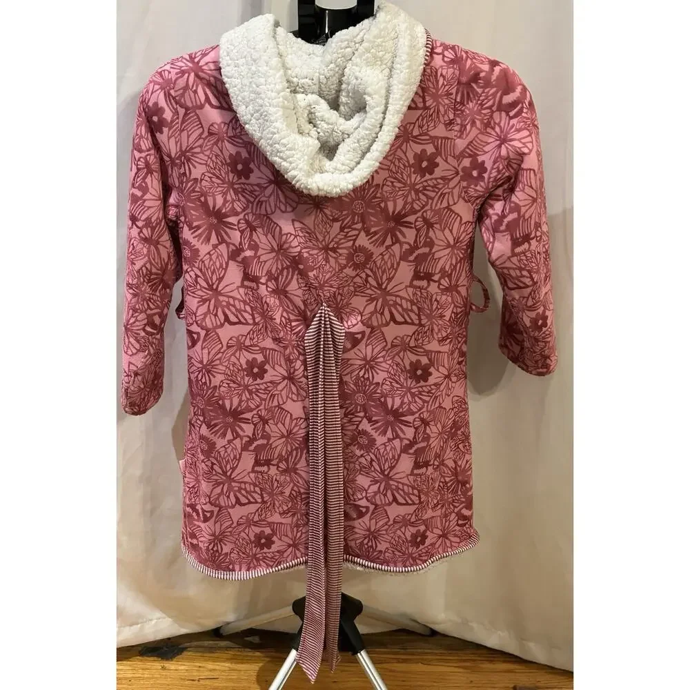 Woodrow & Friends Pink Bathrobe Girls size 10/12